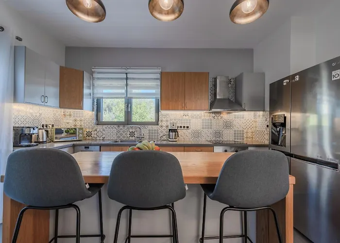 3as 3 Bedroom Ретимно