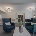 3as 3bd Villa, Heated Pool, Sauna & Gym