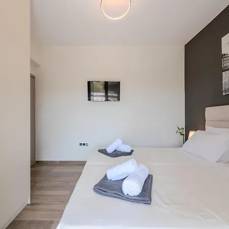 ヴィラ 3as 3bd Villa, Heated Pool, Sauna & Gym