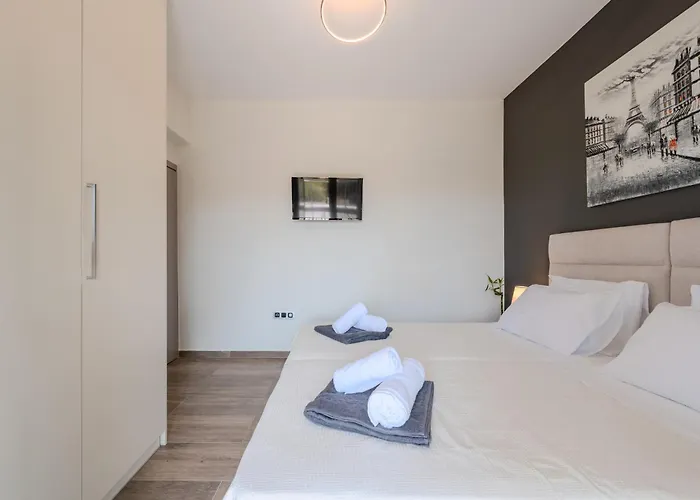 Villa 3As 3Bd Villa, Heated Pool, Sauna & Gym